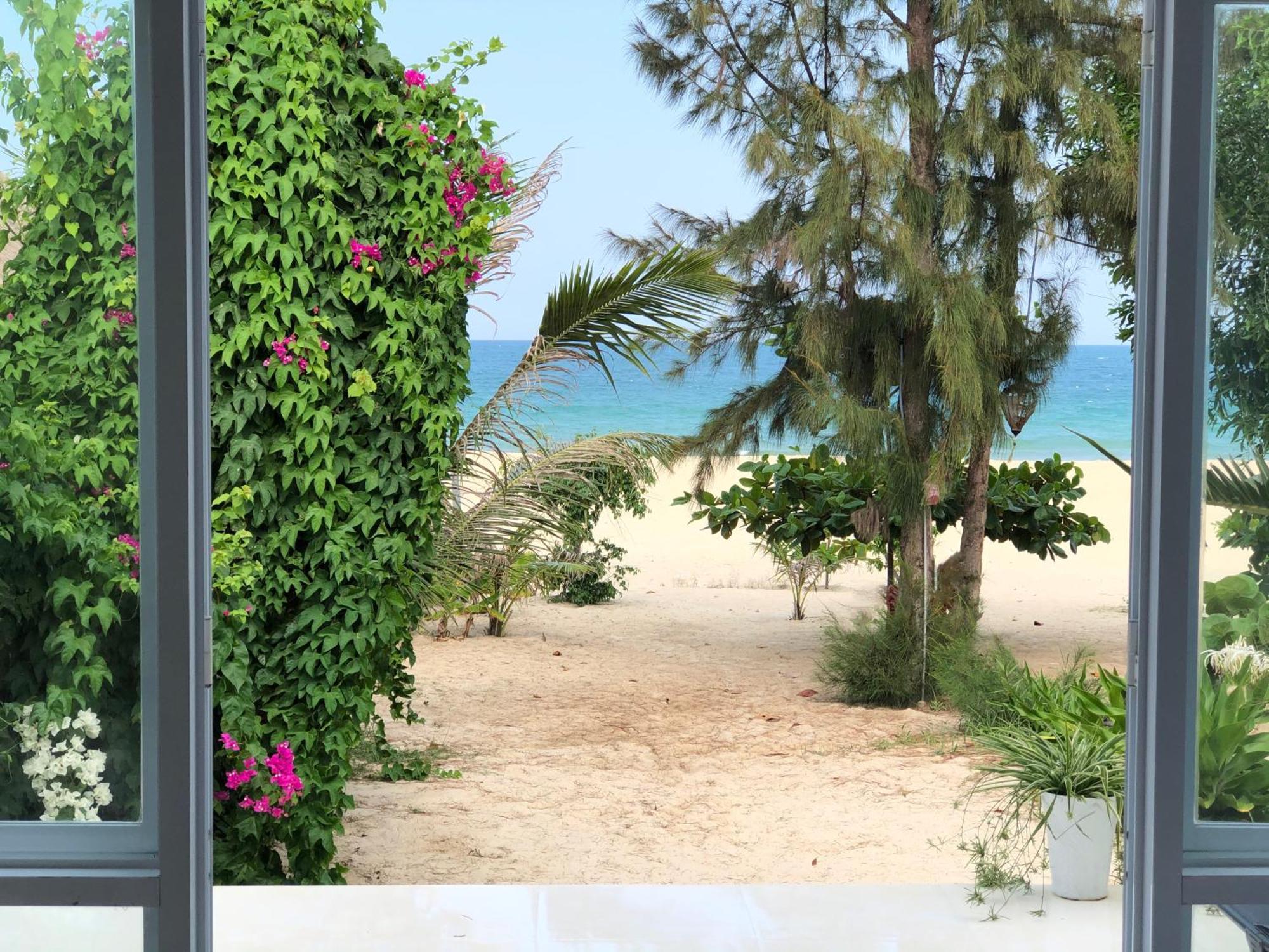 Robinson Beach Bungalow Vinh Hoa Exterior foto
